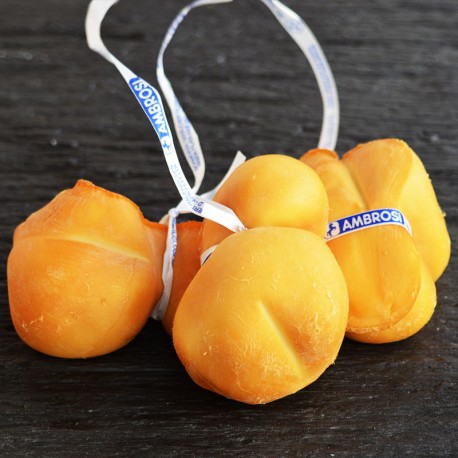 SCAMORZA DE VACHE FUMÉE (liées avec ficelle) 2.4 kg