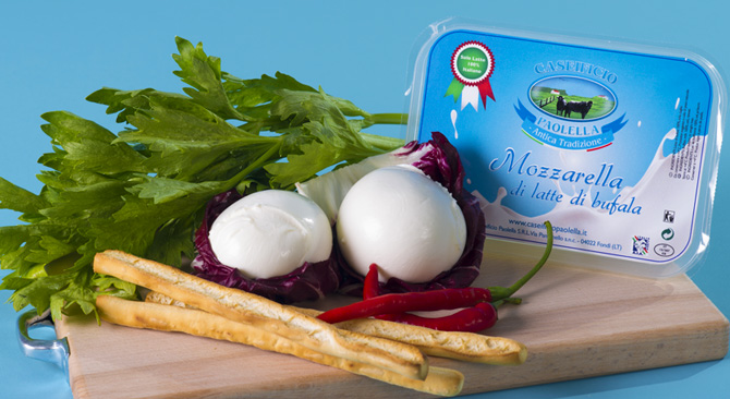 MOZZARELLA BUFFLONNE D.O.P. 250 gr Paolella